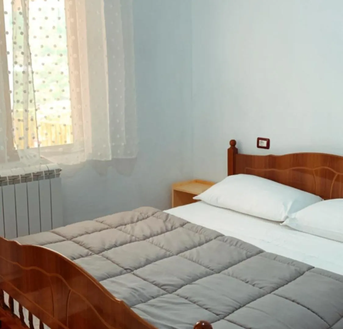 Bujtina Kometa Otel Theth Arnavutluk