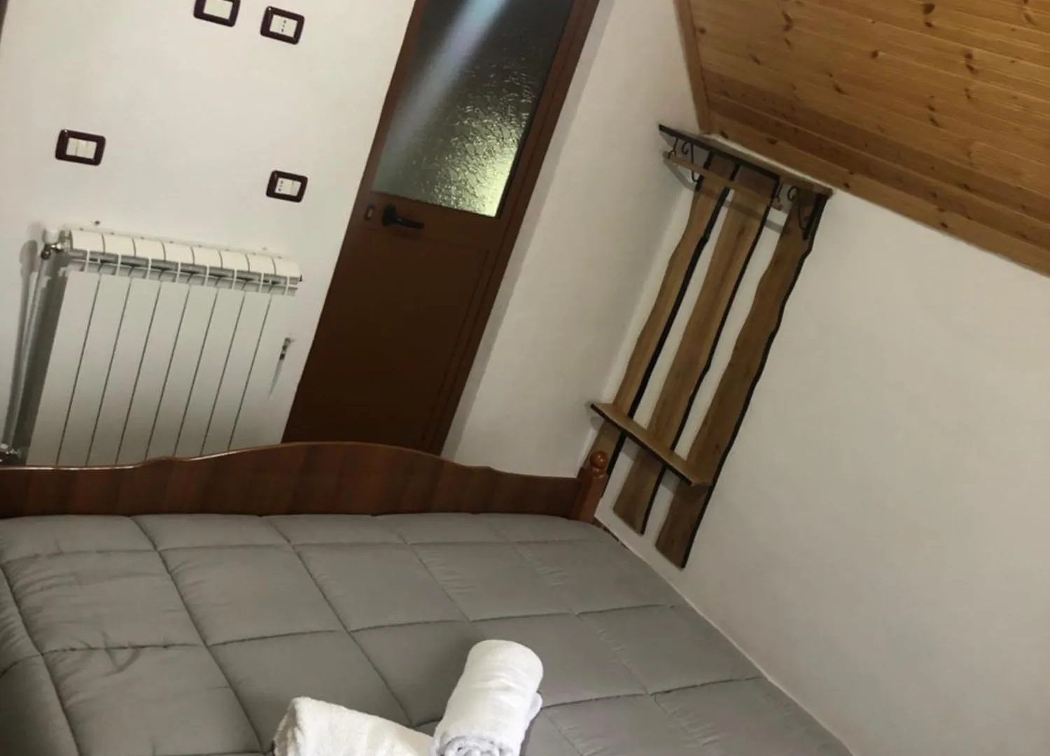 Bujtina Kometa Otel Theth Arnavutluk