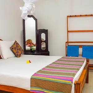 Lathika Homes Bed & Breakfast Sigiriya